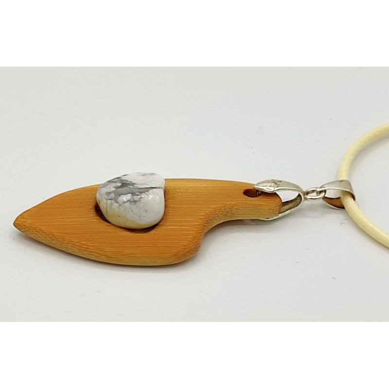 Pendentif avec Howlite