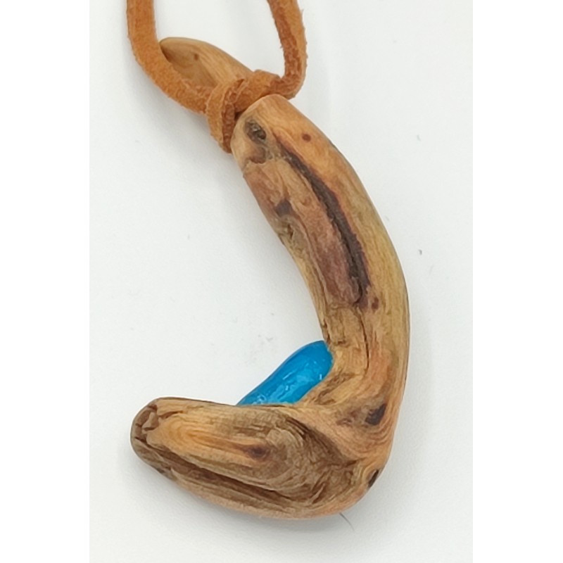 Pendentif Quartz bleu et bois.