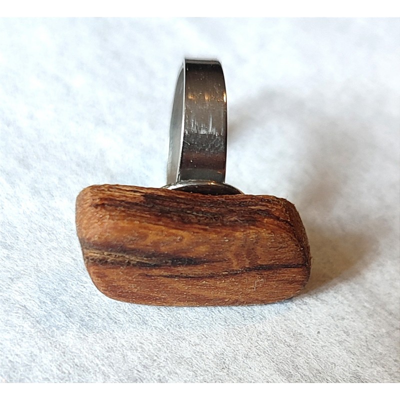 Bague réglable en vieux Châtaignier